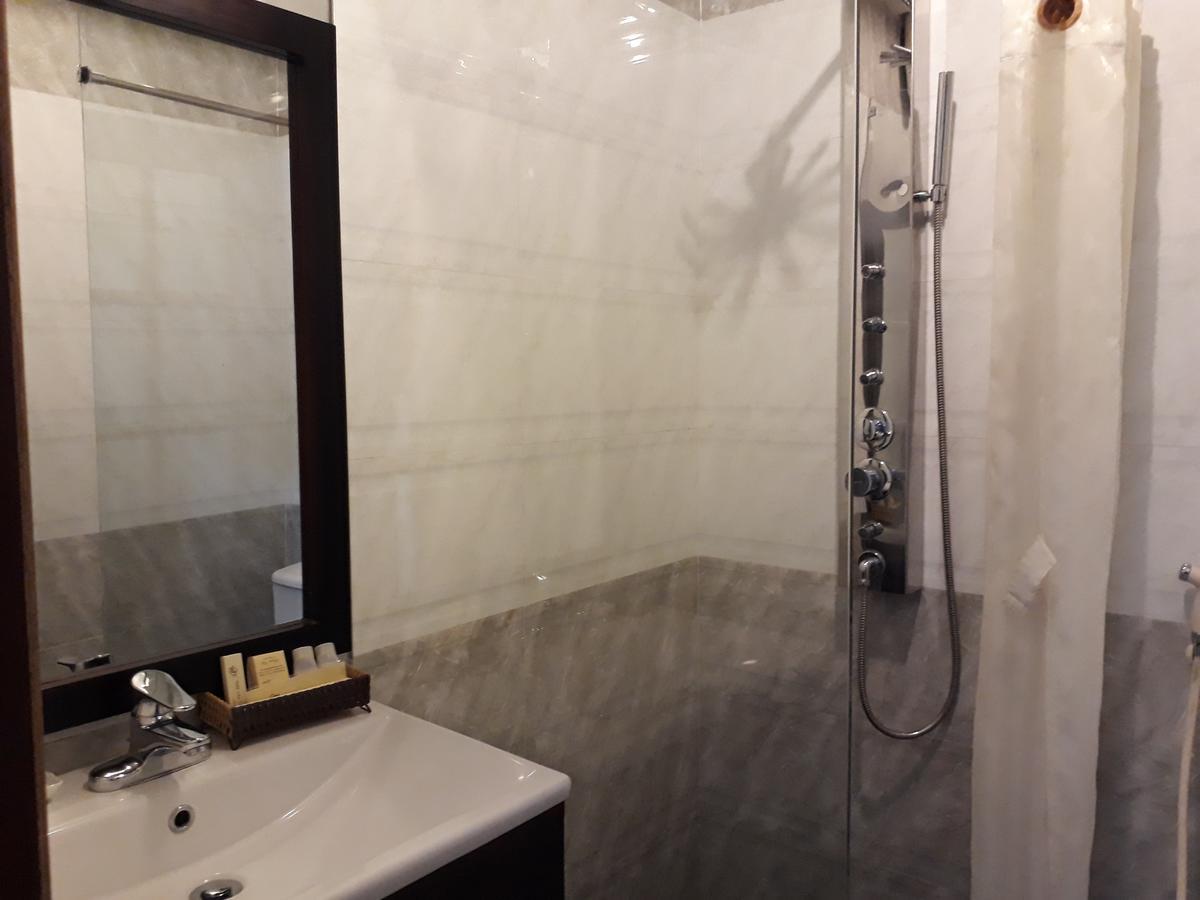 Nhi Trung Hotel Hội An Buitenkant foto